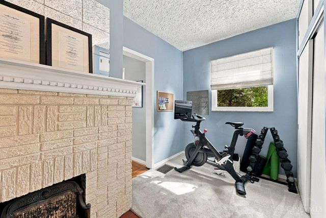 5523 Arnsby Place, Cincinnati, OH 45227