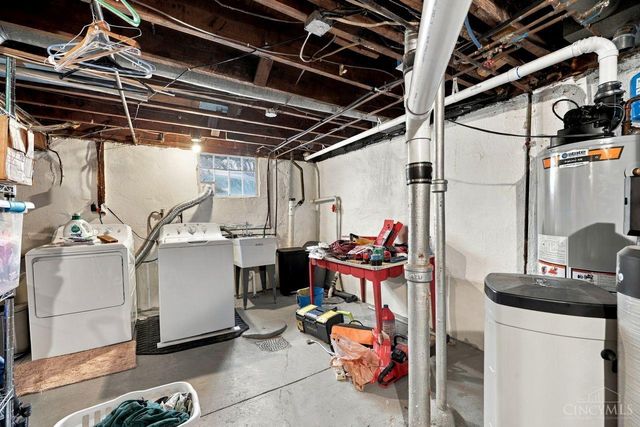 5523 Arnsby Place, Cincinnati, OH 45227