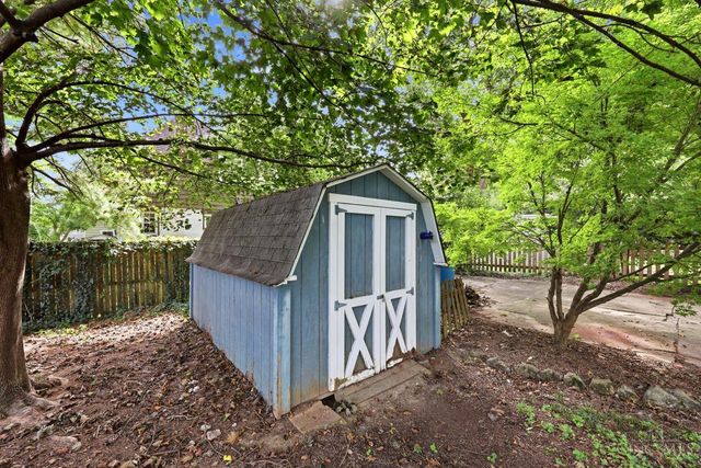 5523 Arnsby Place, Cincinnati, OH 45227