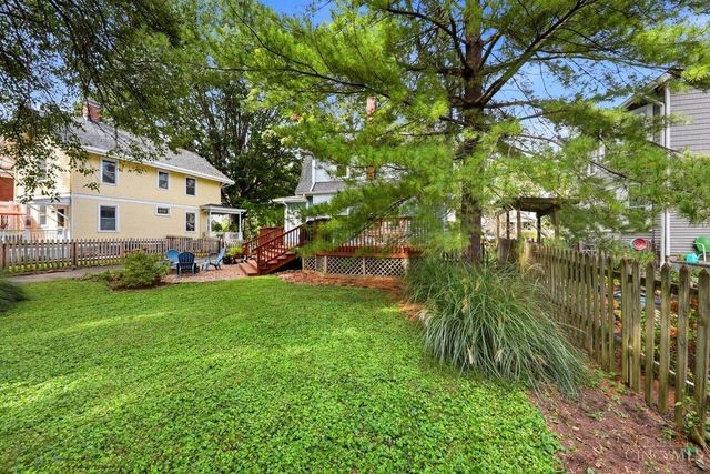 5523 Arnsby Place, Cincinnati, OH 45227