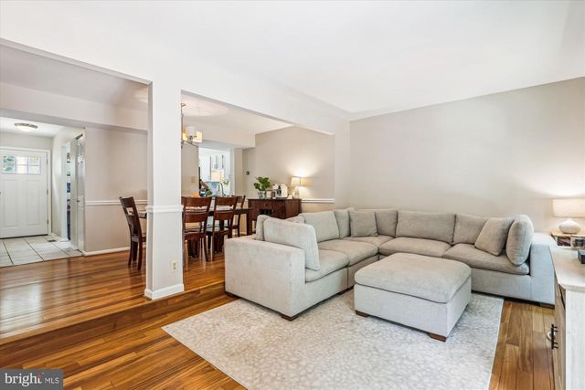 4451 HOLLY AVE, Fairfax, VA 22030