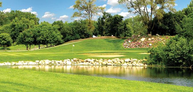 7340 W 115th Street, Worth, IL 60482