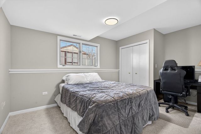 7340 W 115th Street, Worth, IL 60482