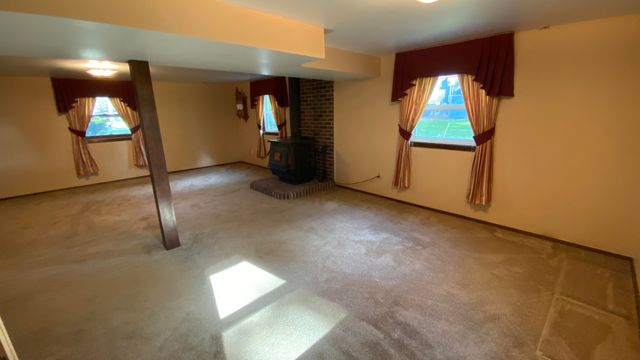 2252 Four Seasons Pkwy, Crown Point, IN 46307