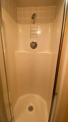 2252 Four Seasons Pkwy, Crown Point, IN 46307