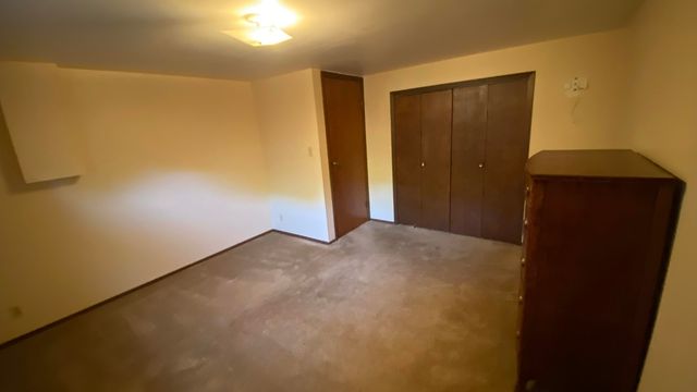 2252 Four Seasons Pkwy, Crown Point, IN 46307