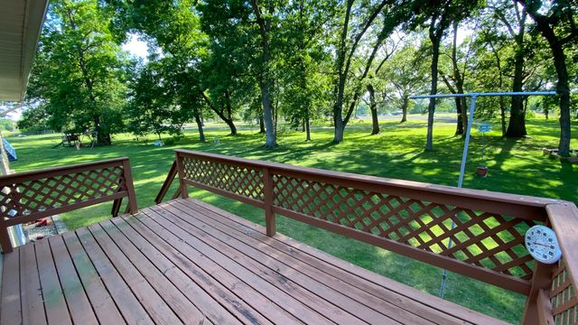 2252 Four Seasons Pkwy, Crown Point, IN 46307