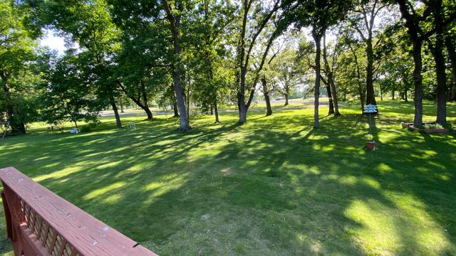 2252 Four Seasons Pkwy, Crown Point, IN 46307
