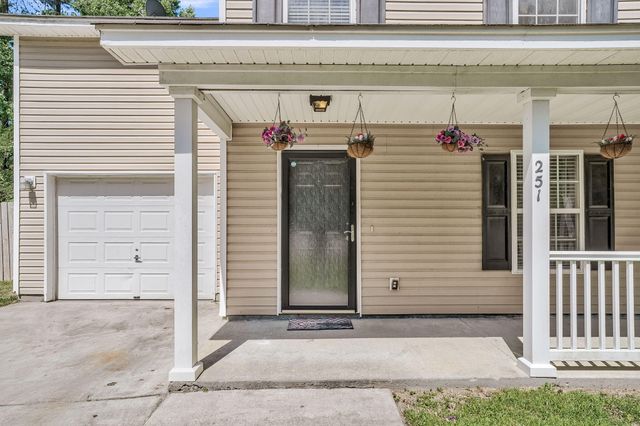 251 Trickle Drive, Summerville, SC 29483