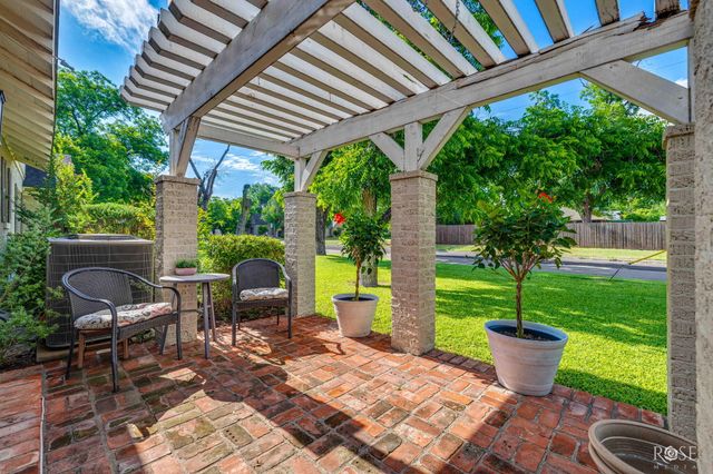 1327 Mackenzie Street, San Angelo, TX 76901