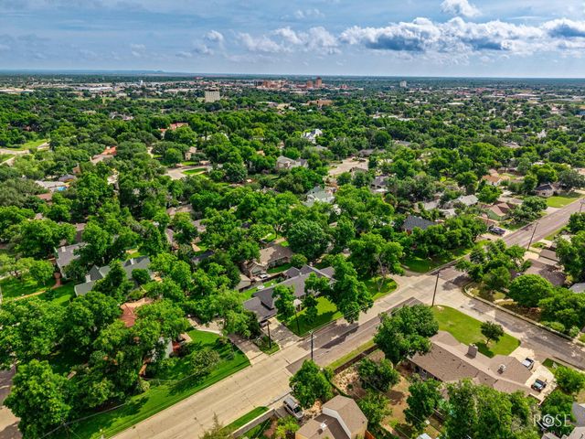 1327 Mackenzie Street, San Angelo, TX 76901