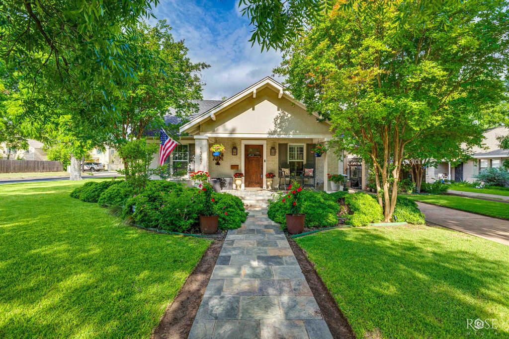 1327 Mackenzie Street, San Angelo, TX 76901