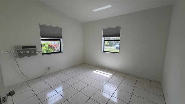 17981 NW 3rd Ave, Miami Gardens, FL 33169