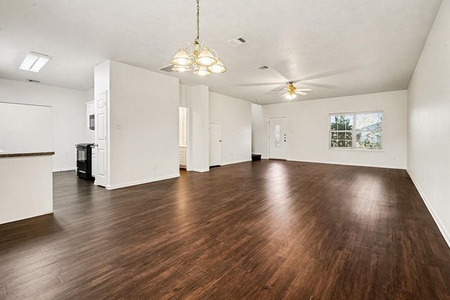 2209 Kingfish Road, Houston, TX 77591