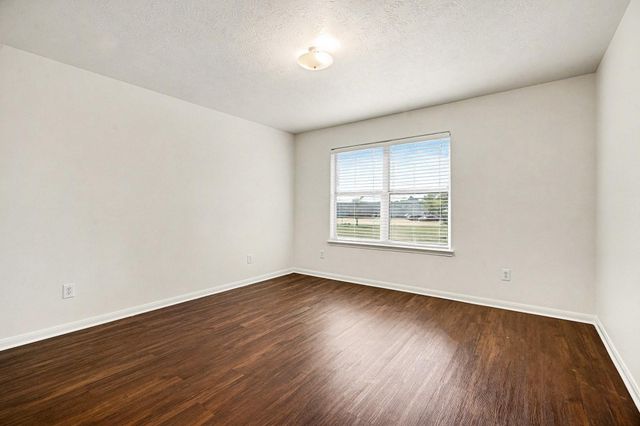 2209 Kingfish Road, Houston, TX 77591