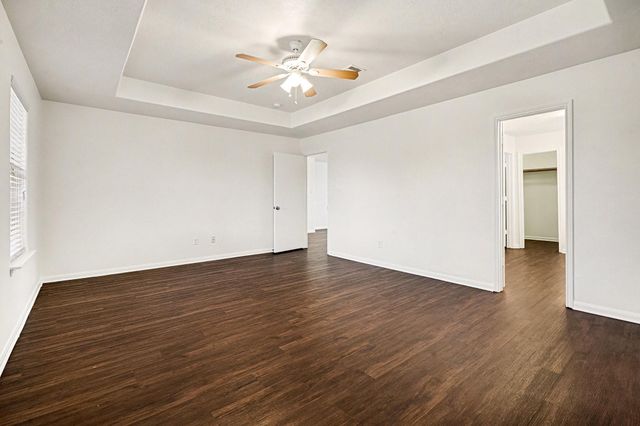 2209 Kingfish Road, Houston, TX 77591