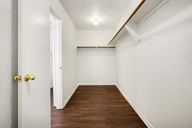 2209 Kingfish Road, Houston, TX 77591