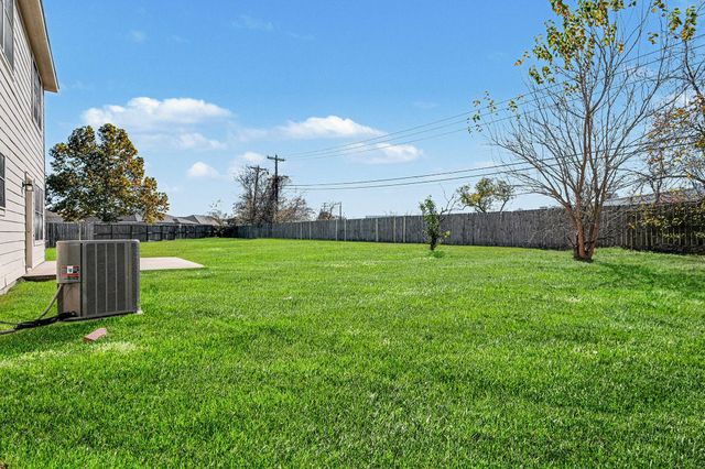 2209 Kingfish Road, Houston, TX 77591