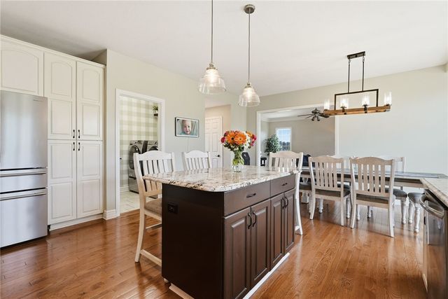 315 Fox Run Dr, Peters Twp, PA 15367