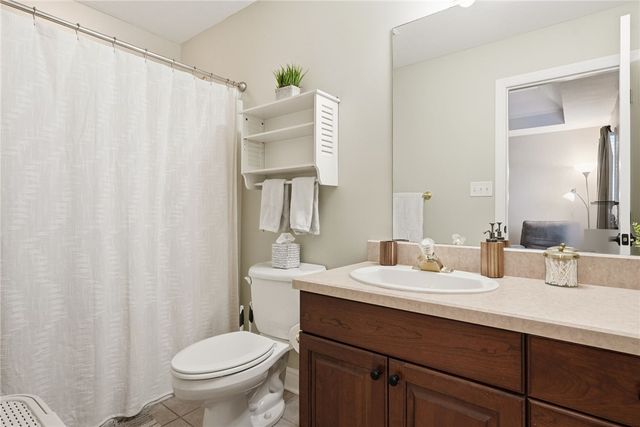 315 Fox Run Dr, Peters Twp, PA 15367