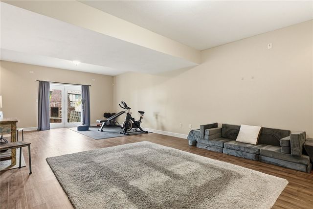 315 Fox Run Dr, Peters Twp, PA 15367