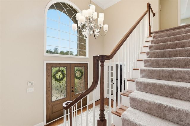 315 Fox Run Dr, Peters Twp, PA 15367