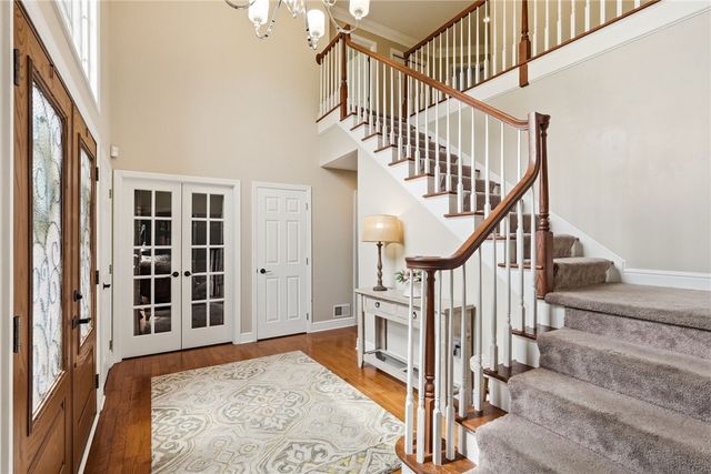 315 Fox Run Dr, Peters Twp, PA 15367