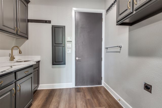 2007 Hill Country Court, Arlington, TX 76012