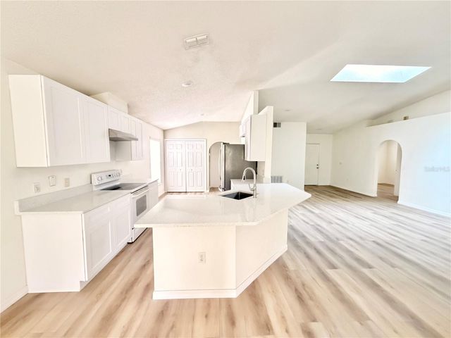 426 WOODBURY PINES CIRCLE, Orlando, FL 32828