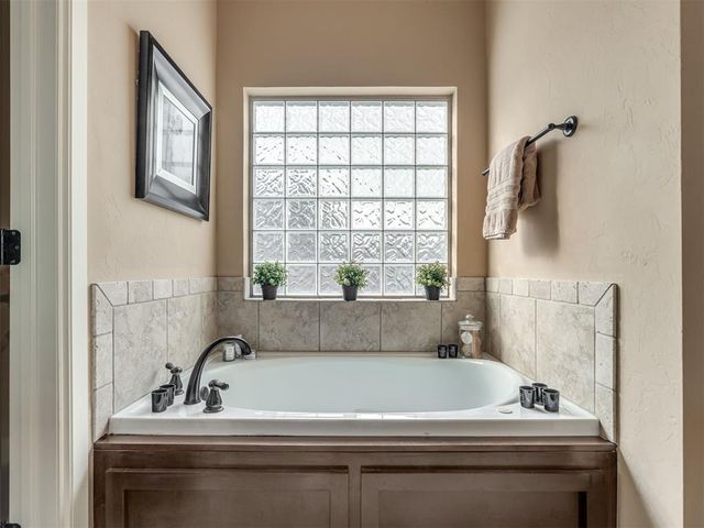 3013 Terrace Park Trail, Norman, OK 73069