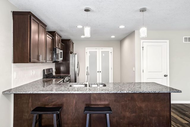 9415 Toledo Lane N, Brooklyn Park, MN 55443