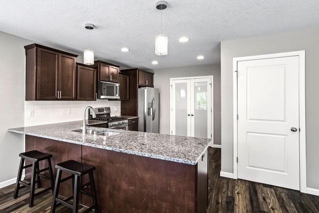 9415 Toledo Lane N, Brooklyn Park, MN 55443