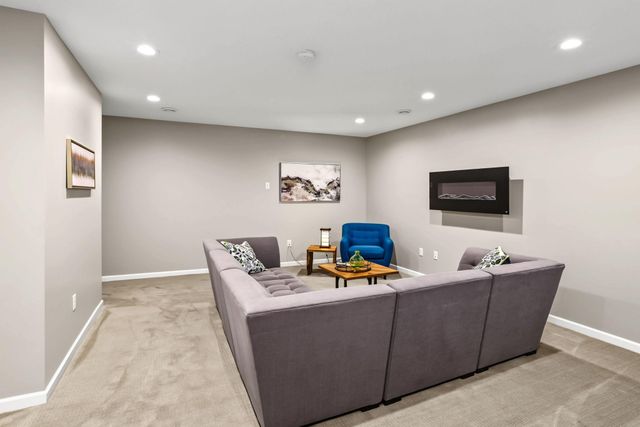 9415 Toledo Lane N, Brooklyn Park, MN 55443