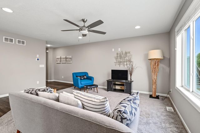9415 Toledo Lane N, Brooklyn Park, MN 55443