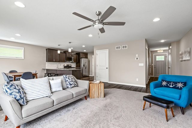 9415 Toledo Lane N, Brooklyn Park, MN 55443