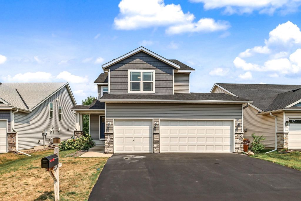 9415 Toledo Lane N, Brooklyn Park, MN 55443