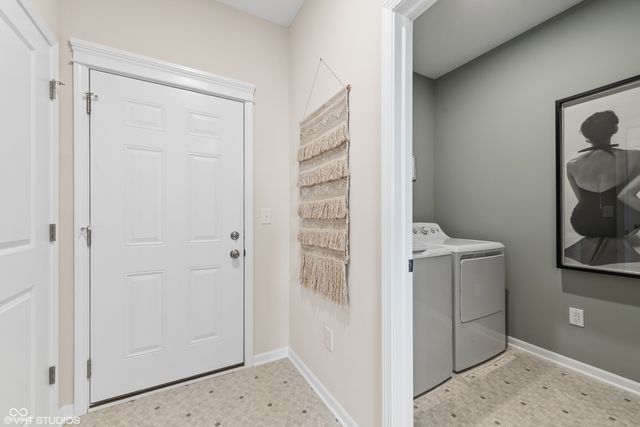 5949 Seabrook Drive, Brownsburg, IN 46112