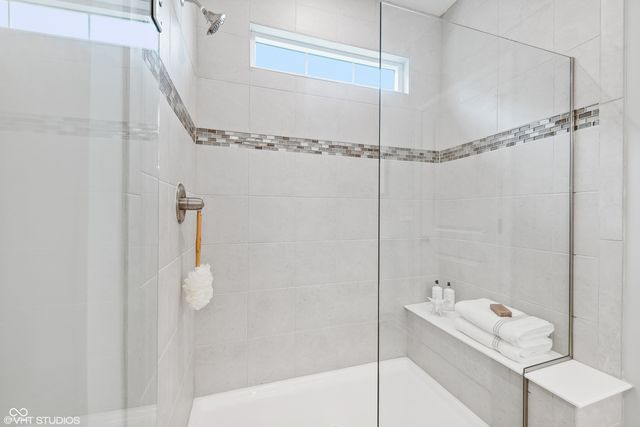 5949 Seabrook Drive, Brownsburg, IN 46112