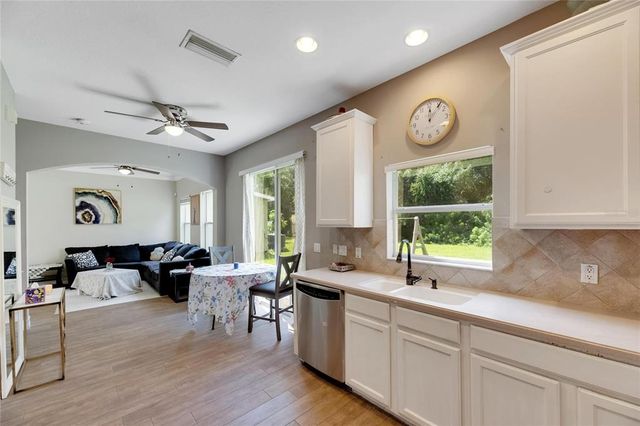 9010 GRAND BAYOU COURT, Tampa, FL 33635