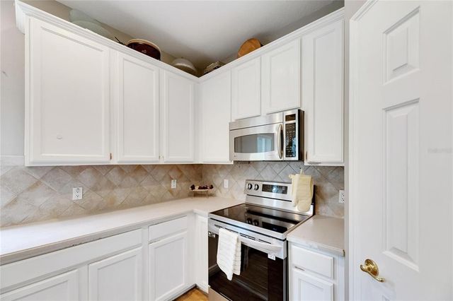 9010 GRAND BAYOU COURT, Tampa, FL 33635