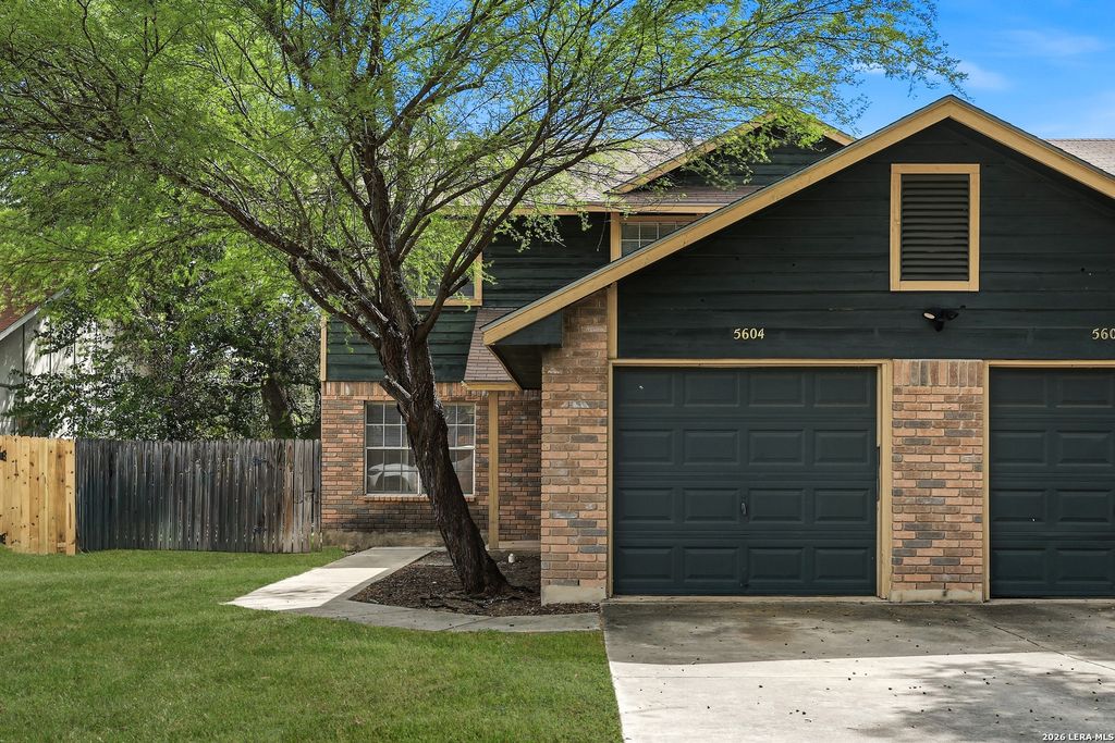5604 Rose Dawn, San Antonio, TX 78250
