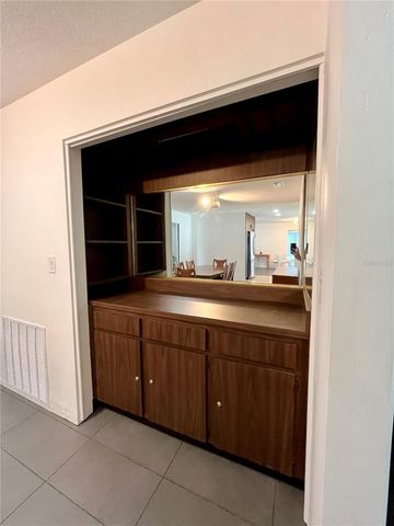 1945 68TH AVENUE S, St Petersburg, FL 33712