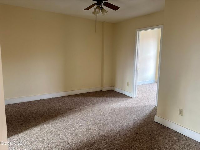3256 6th Avenue, Troy, NY 12180