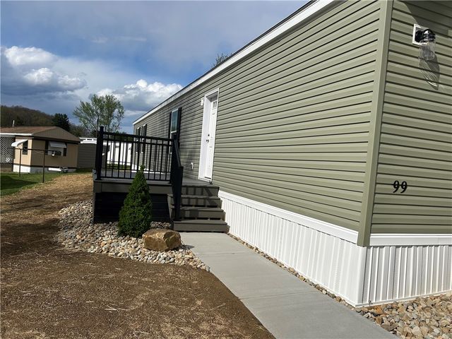 99 Furer Drive, Buffalo Twp, PA 16055