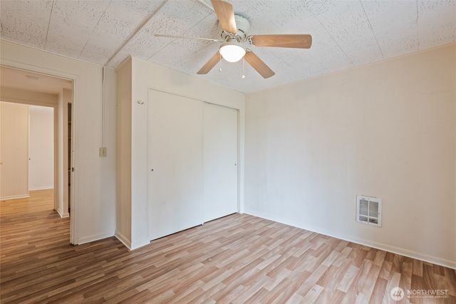 6737 Sycamore Avenue NW, Seattle, WA 98117