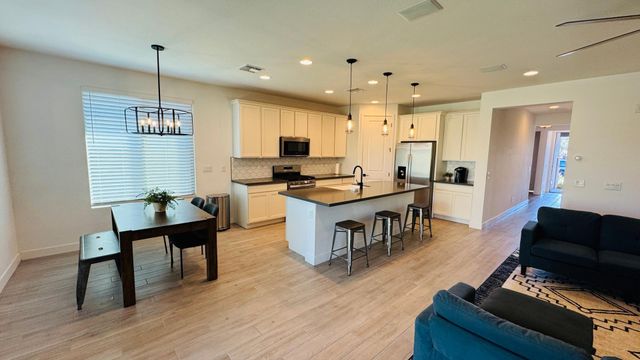 14424 W Aster Drive, Surprise, AZ 85379