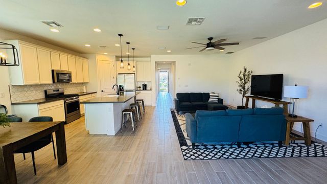 14424 W Aster Drive, Surprise, AZ 85379