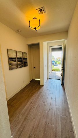 14424 W Aster Drive, Surprise, AZ 85379