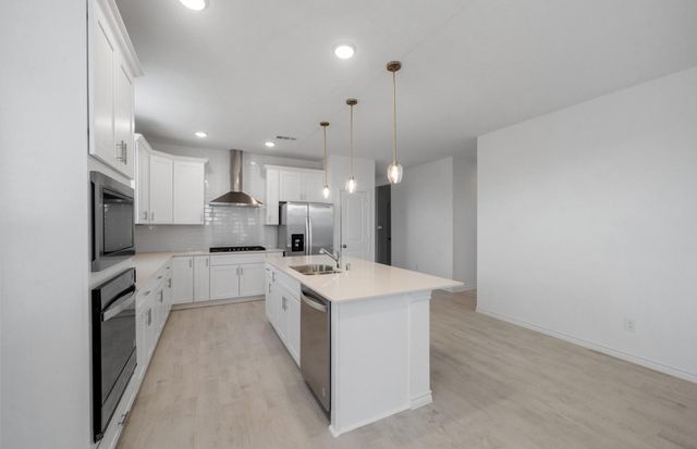 329 Dallas Meadows Drive, Dayton, TX 77535