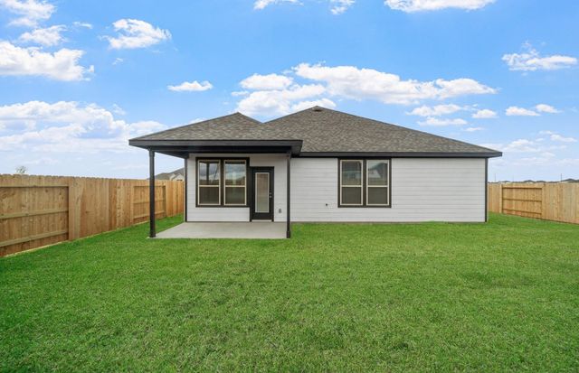 329 Dallas Meadows Drive, Dayton, TX 77535